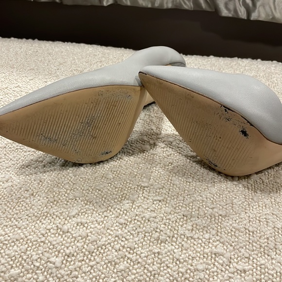 Call it Spring pumps in dove grey - Picture 4 of 6